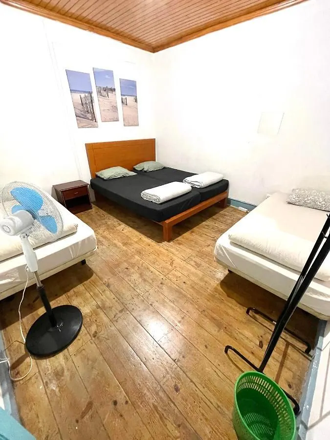 Lisboa Parque Guest House Hostel