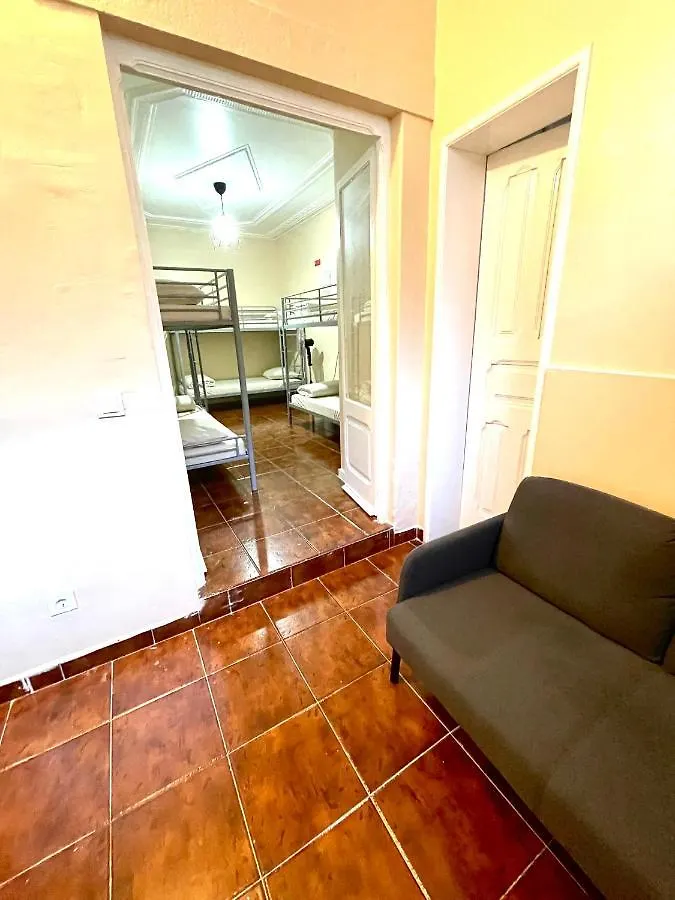 Lisboa Parque Guest House 0*, Lisbon