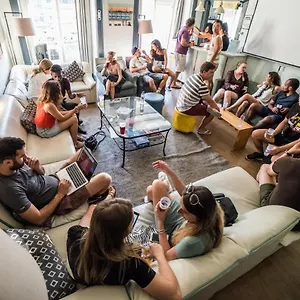 Hostel Goodmorning Solo Traveller, Lisbon