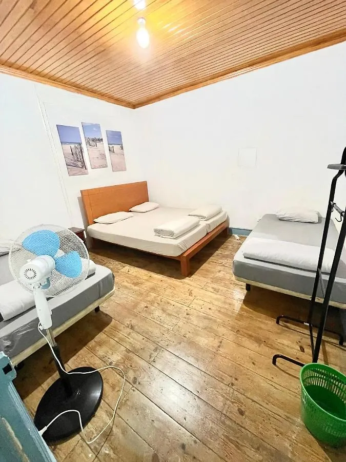 Hostel Lisboa Parque Guest House