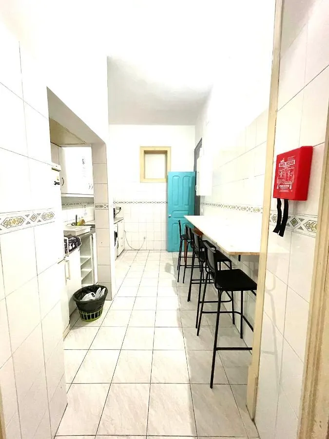 Ostello Lisboa Parque Guest House
